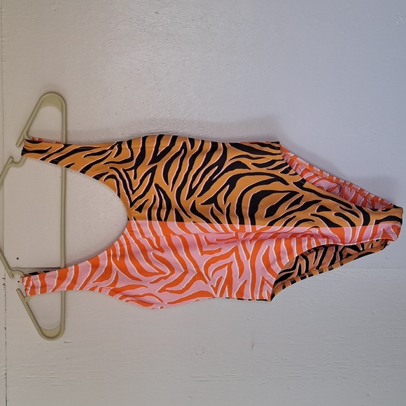 It's Now Cool Showtime Eco in Coral Flame One Piece Swimsuit SZ S NWT - Picture 6 of 10